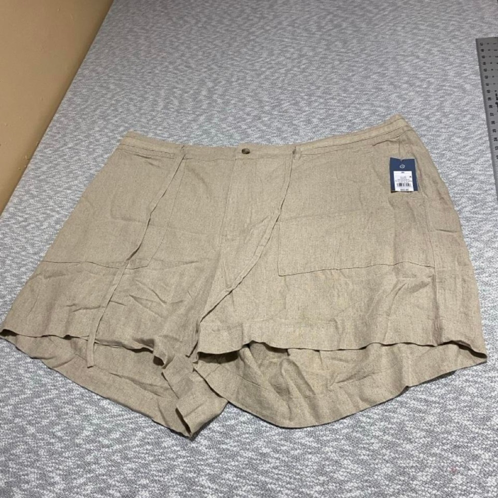 Universal Thread tan shorts NWT adjustable drawstring Size 28. SKU-A576